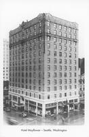 Hotel Mayflower 1930's postcard (reproduction)