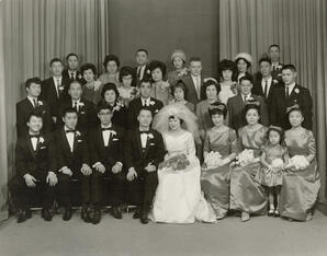 The Hirose wedding party photo