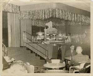 Photograph 3