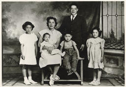 Uyeyama family portrait with Ruby