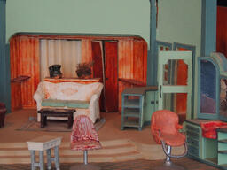 Steel Magnolias model detail