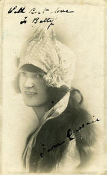 Queenie Woolf