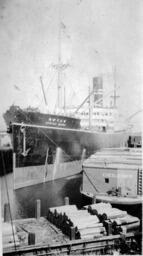Africa Maru docked [graphic materials]